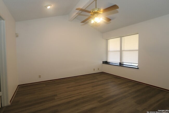 Building Photo - 6943 Sunshine Tree Dr