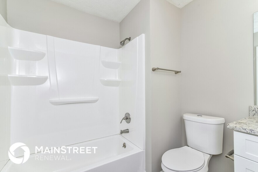 Building Photo - 54 Hidden Valley Dr SW