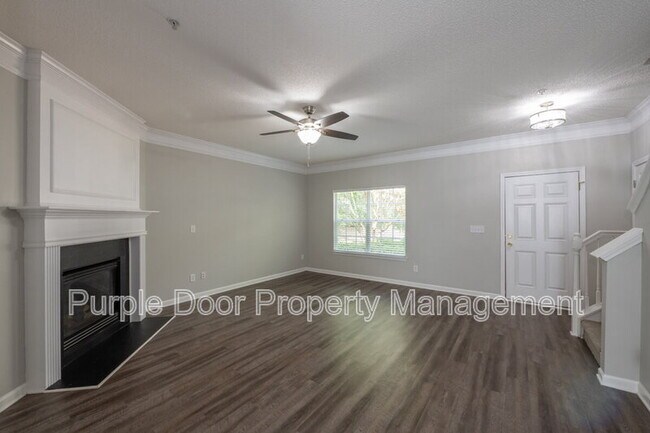 Building Photo - 1214 Charleston Ct