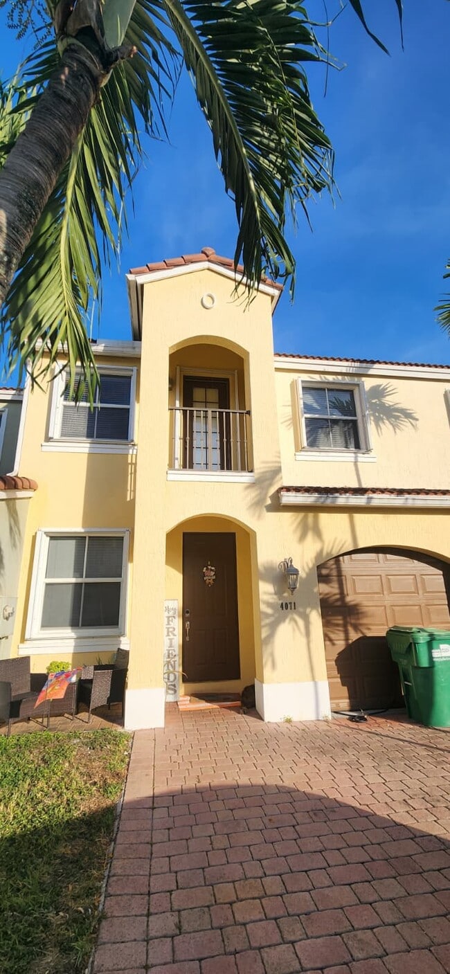 Building Photo - 4071 SW 149th Pl