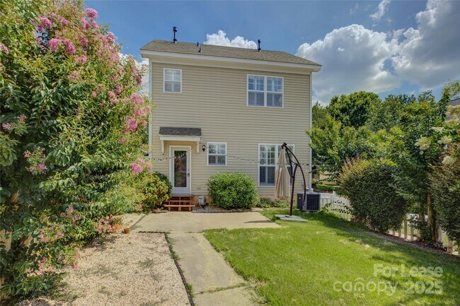 Building Photo - 11330 Deer Ridge Ln