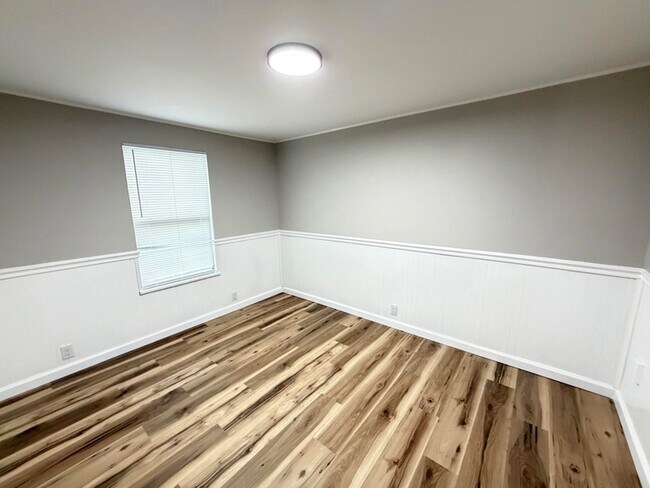 Building Photo - 2682 Stricklands Ln