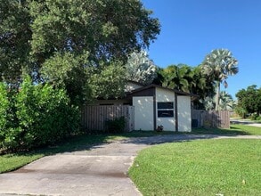 Building Photo - 8667 Uranus Terrace