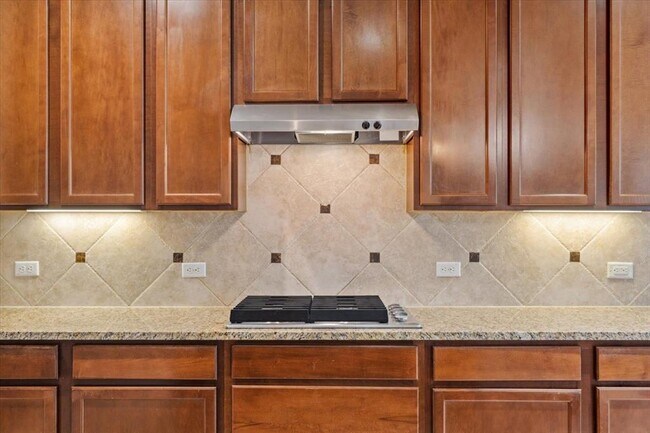 Building Photo - 1013 Fred Couples Ct