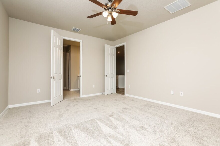 Building Photo - 2306 Raven Rdg Rd
