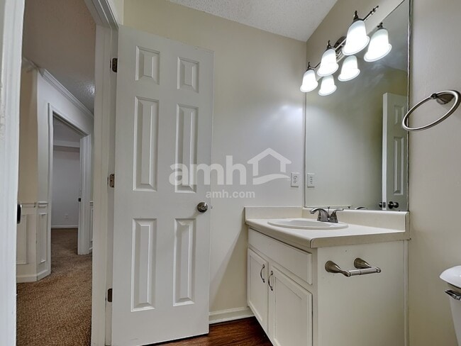 Building Photo - 3232 Spring Mesa Dr SW