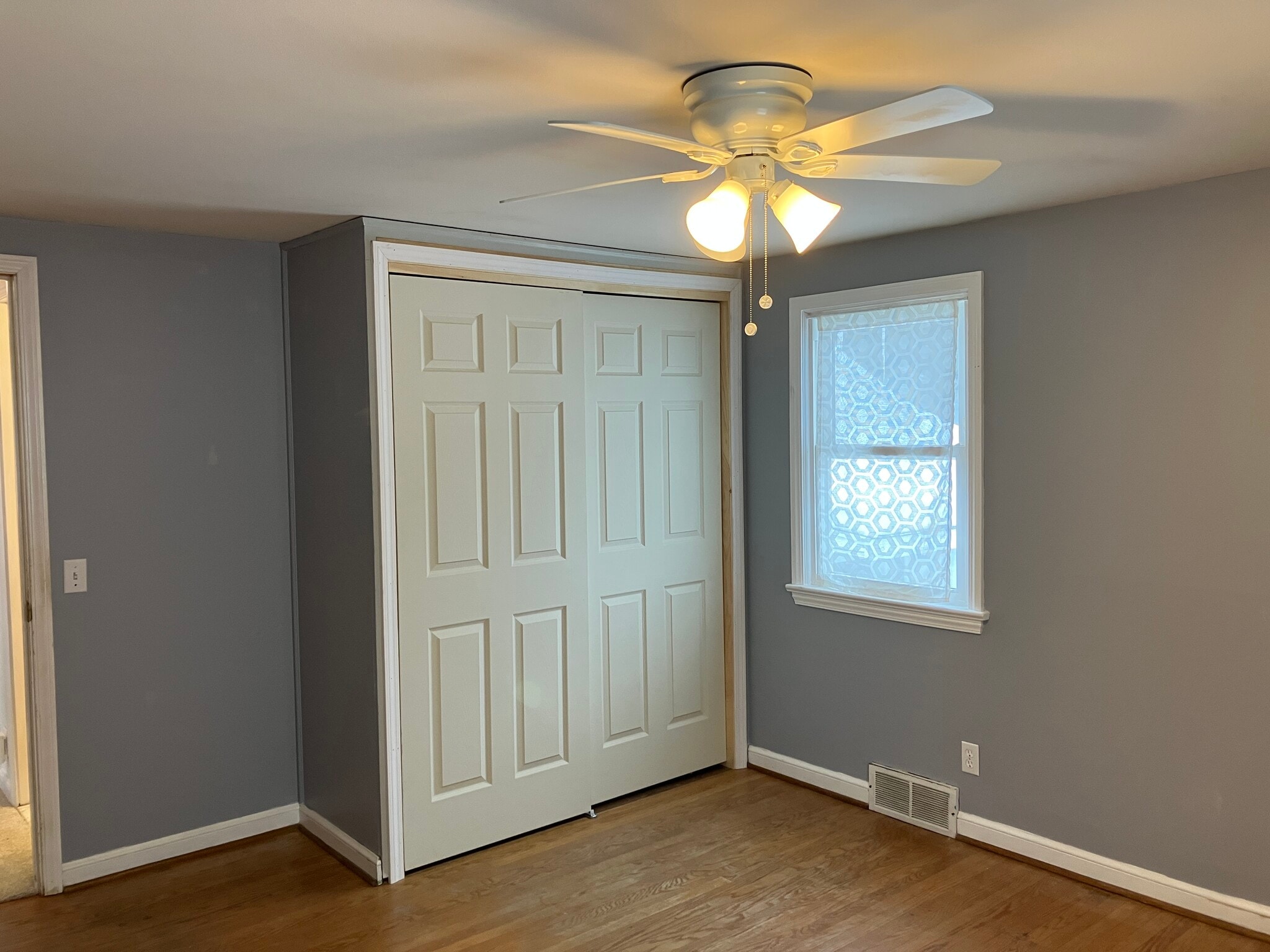 First bedroom - 147 Winstead Rd