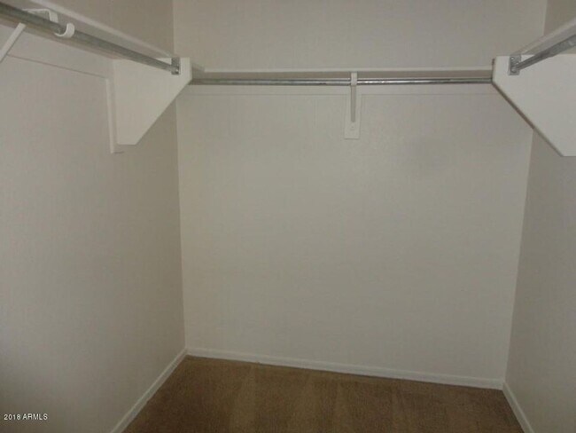 Building Photo - WATERFORD SQUARE COMMUNITY 3 BED 2.5 BATH **ASK ABOUT OUR MOVE IN SPECIALS***
