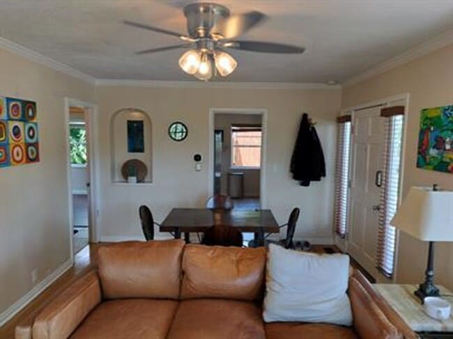 Building Photo - Charming Home located in the Avenues in Salt Lake City!