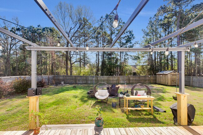 Building Photo - 371 Carolina Pines Blvd