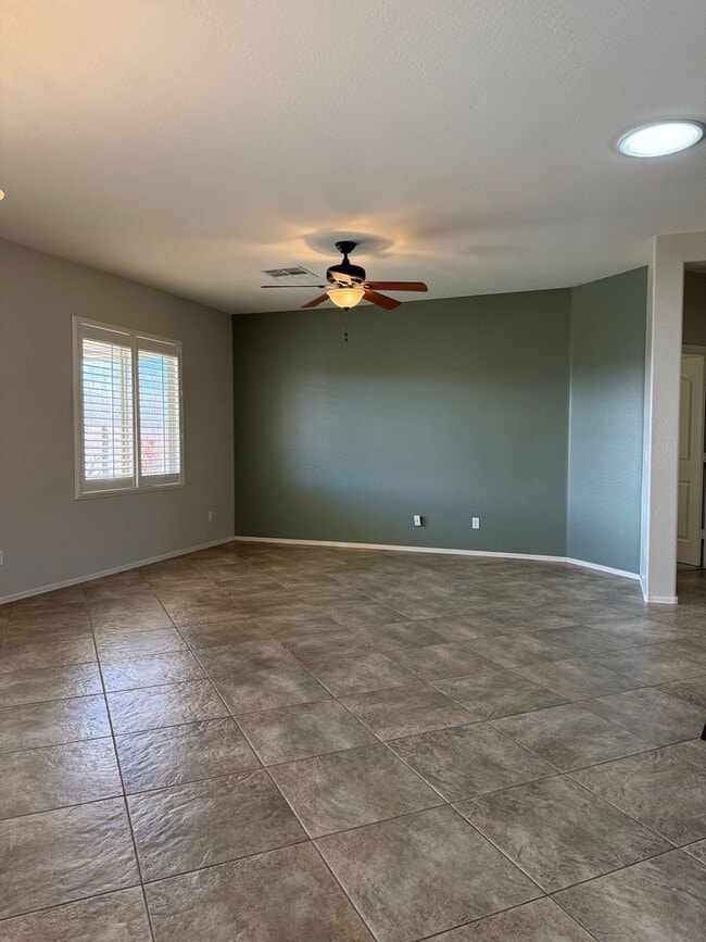 Building Photo - Beautiful 3 Bedroom + Office/Den In Highlands Ranch, Chino Valley