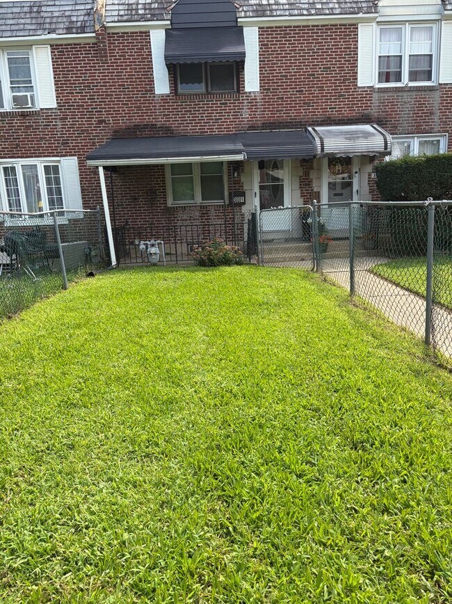 Building Photo - 306 Tribet Pl