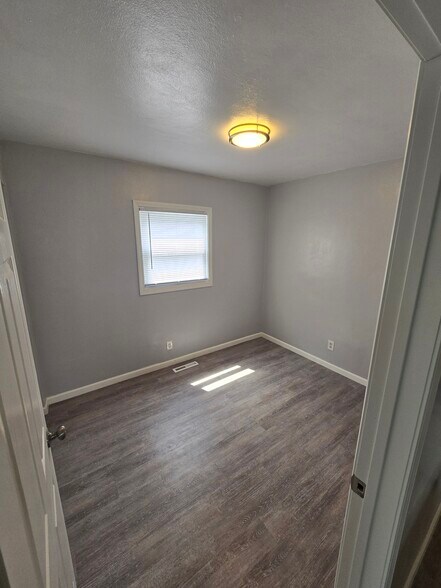 Building Photo - 1712 Georgia St