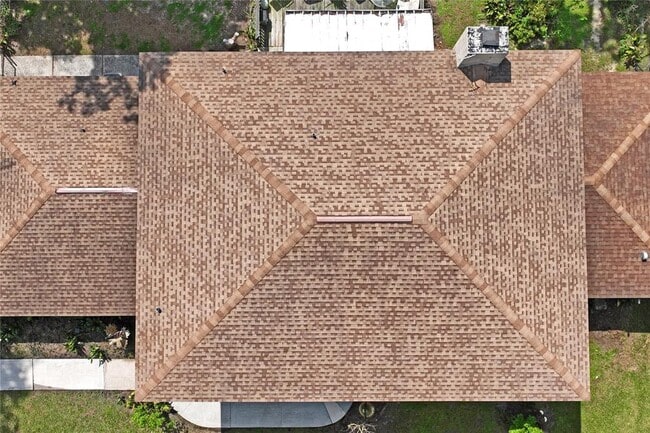 Building Photo - 20424 Marguerite Rd