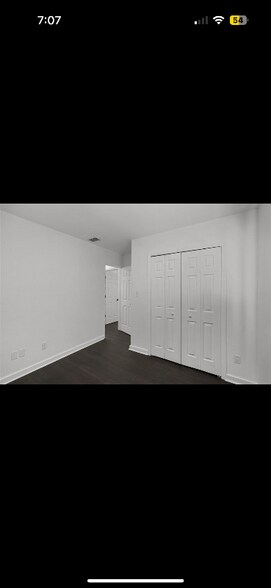 Building Photo - 1301 Ave L
