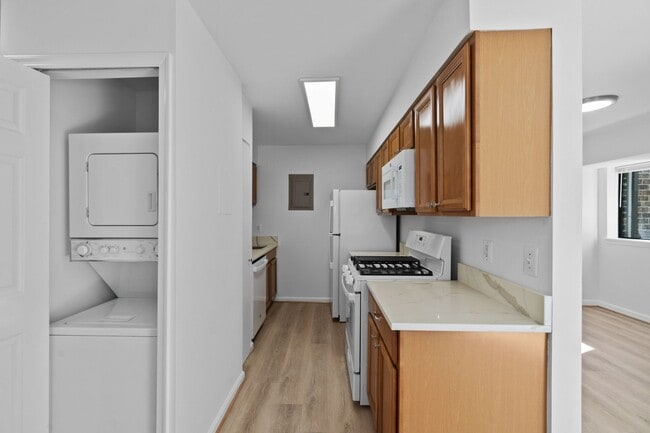 Building Photo - 2 bedroom 2 full bath condo in Annapolis - Ready Now!