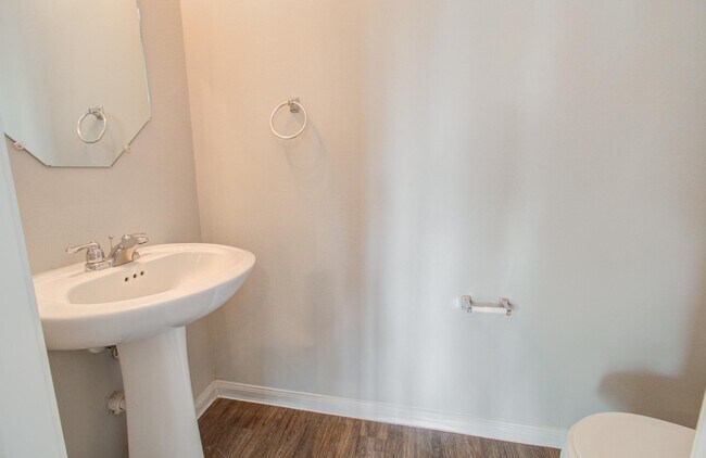 Building Photo - 3514 Vivaldi Dr