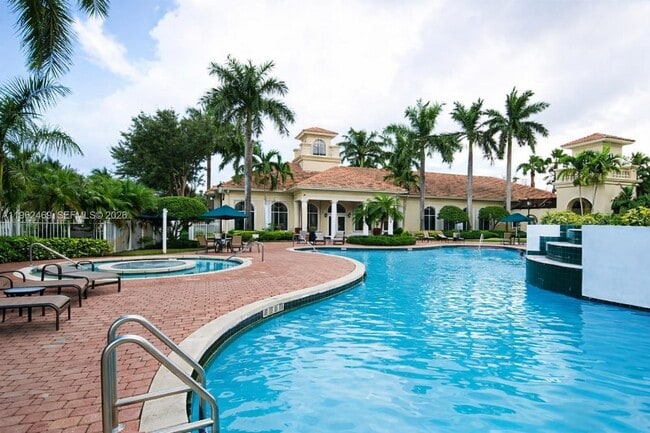 Building Photo - 7645 NW 19th Ct