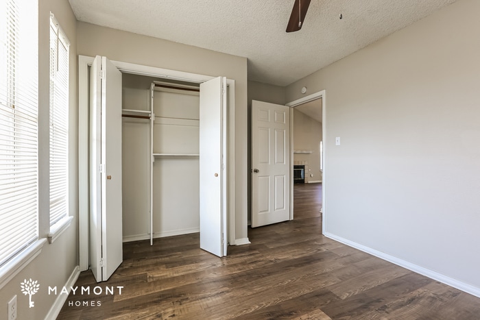 Building Photo - 31 Hickory Ridge