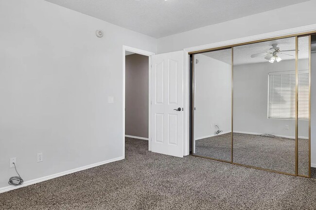 Building Photo - Spacious 3-Bedroom Home with Incredible Garage & Prime Location!