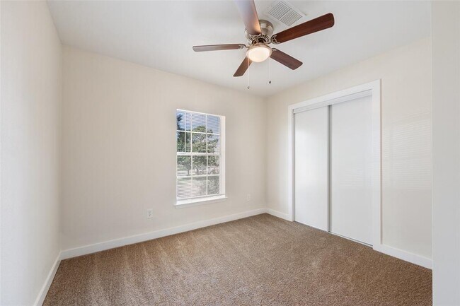 Building Photo - 5410 Forest Trails Dr