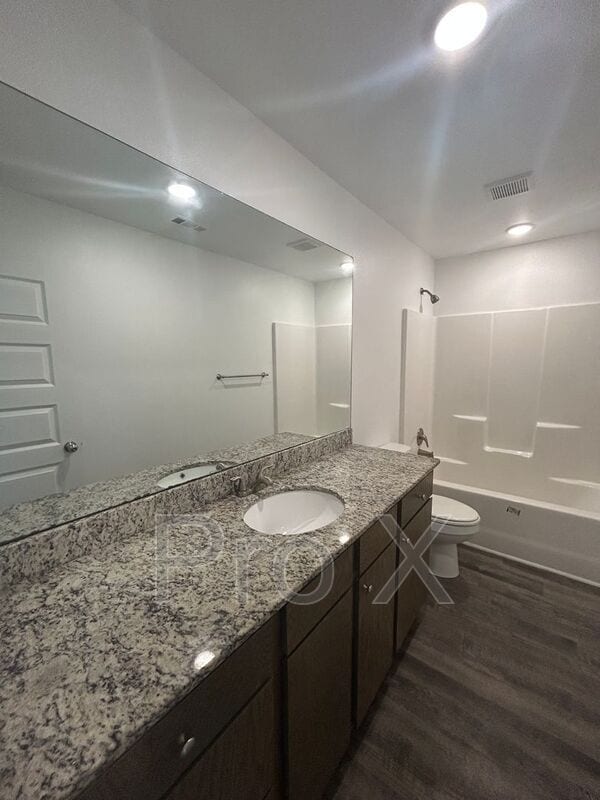 Building Photo - 644 Hidden Springs Dr