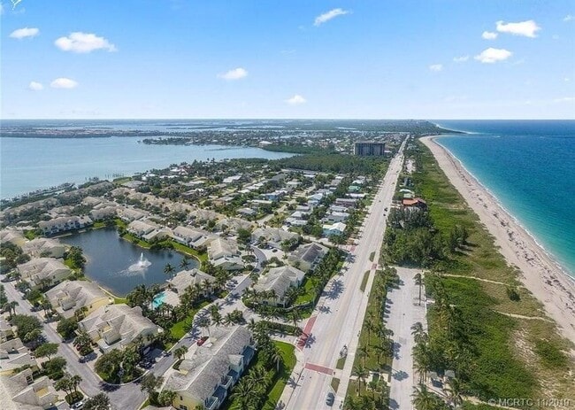 Building Photo - 2100 Mariner Bay Blvd