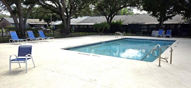 Building Photo - 2913 Prince Oak Ct
