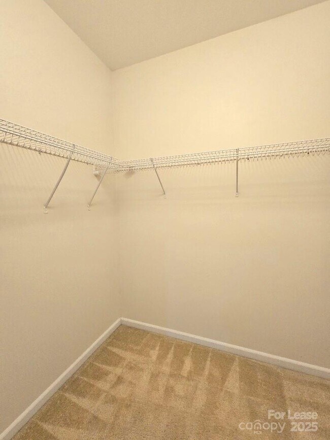 Building Photo - 15224 Coventry Ct Ln