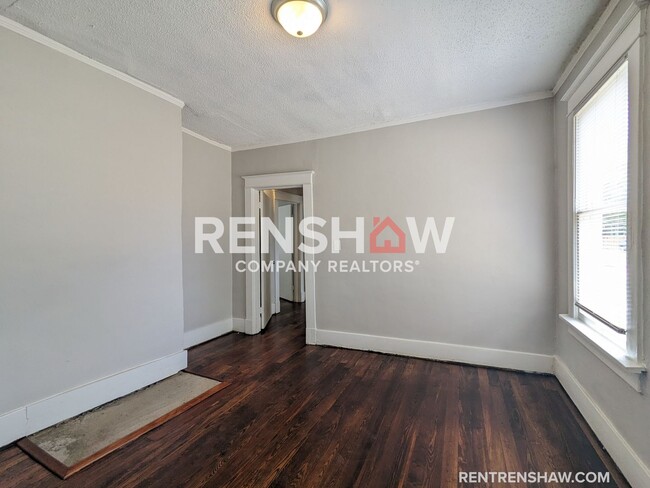 Building Photo - Charming 3 Bedroom 1 Bath In Memphis Avail...