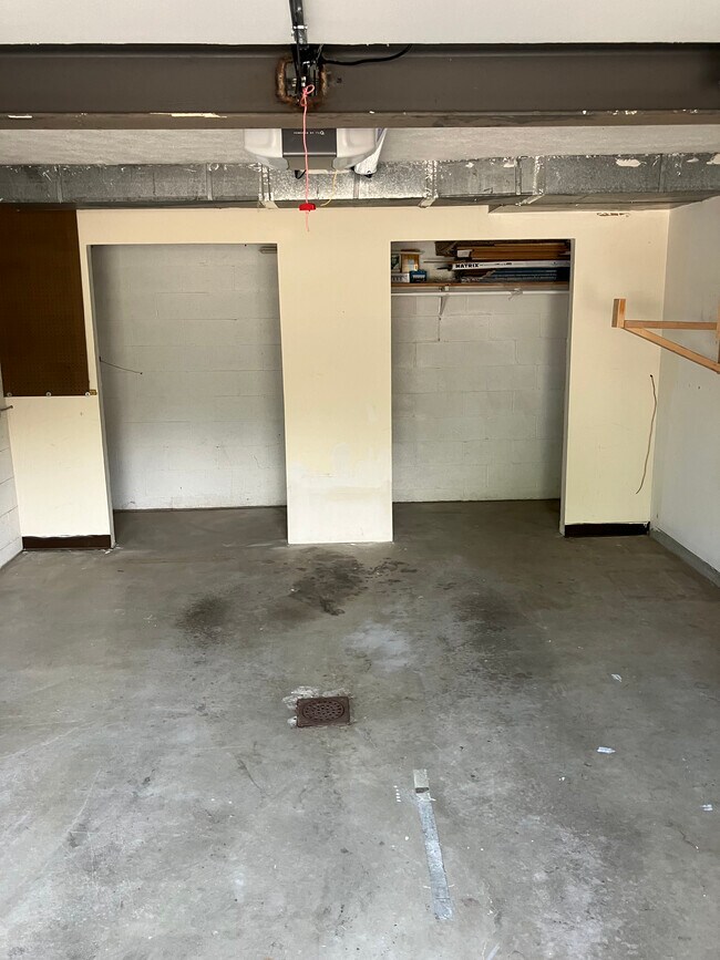 Building Photo - 77 Hennig Dr