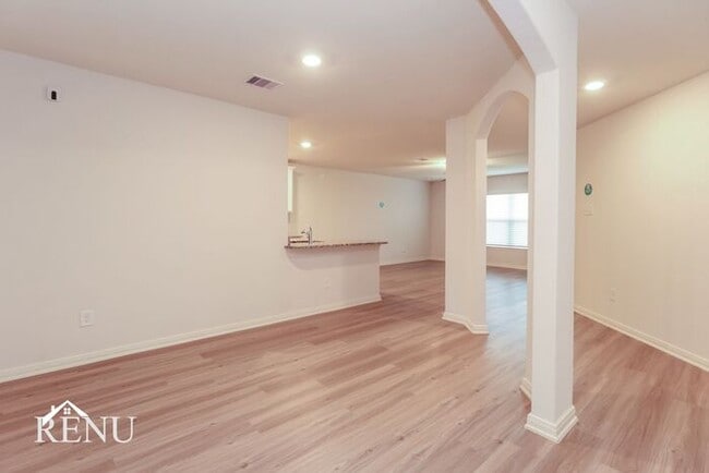 Building Photo - 10491 Red Cardinal Dr