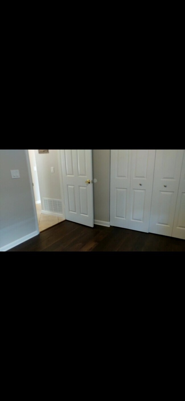 Building Photo - 1714 SW 68th Terrace