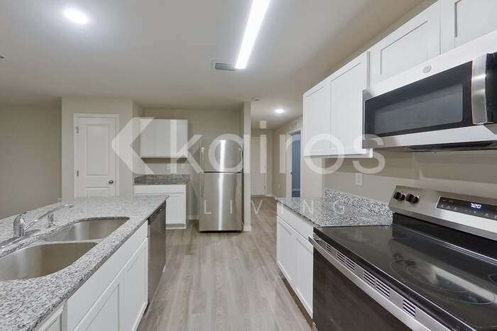 Building Photo - 9143 Aegean Cir