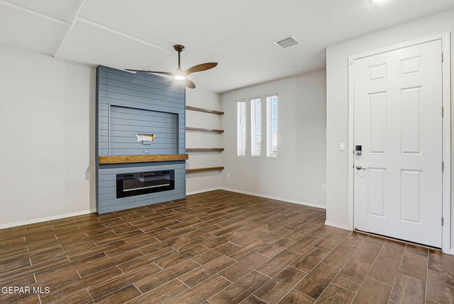 Building Photo - 14804 John McNeely Ave