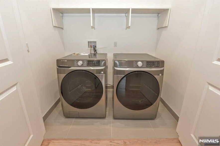 2ND FL. LAUNDRY ROOM - 234 Rivervale Rd