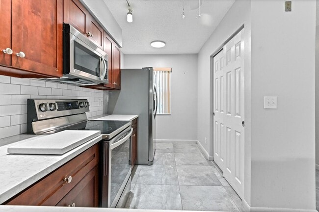 Building Photo - 14895 Builtmore Way