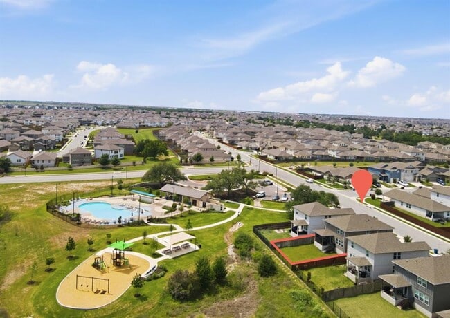Building Photo - 514 Sun Grv Trl