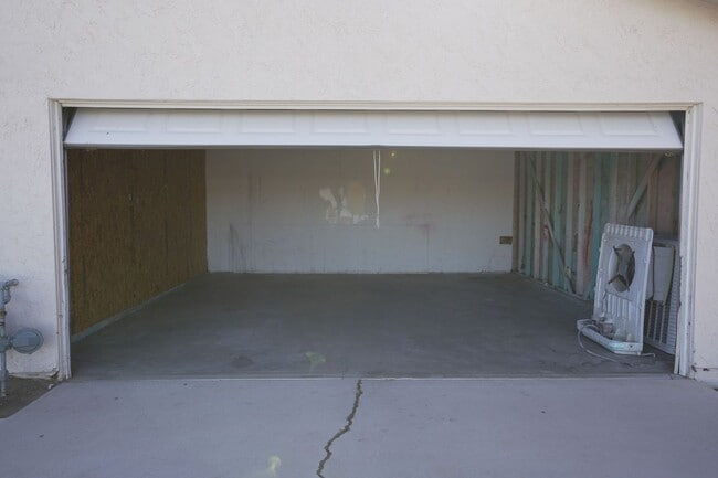 Building Photo - 21355 Bear Valley Rd