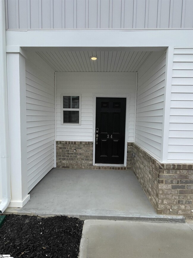 Building Photo - 34 Beachley Pl