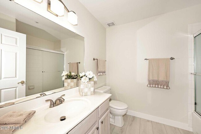 Building Photo - 15050 N Thompson Peak Pkwy