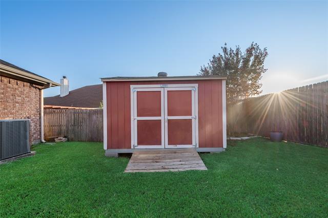 Building Photo - 10408 Nelson Dr