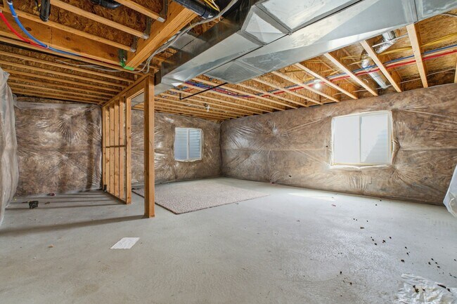 Building Photo - 506 S Highpoint Dr