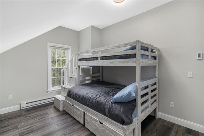 Building Photo - 53 River Run Rd