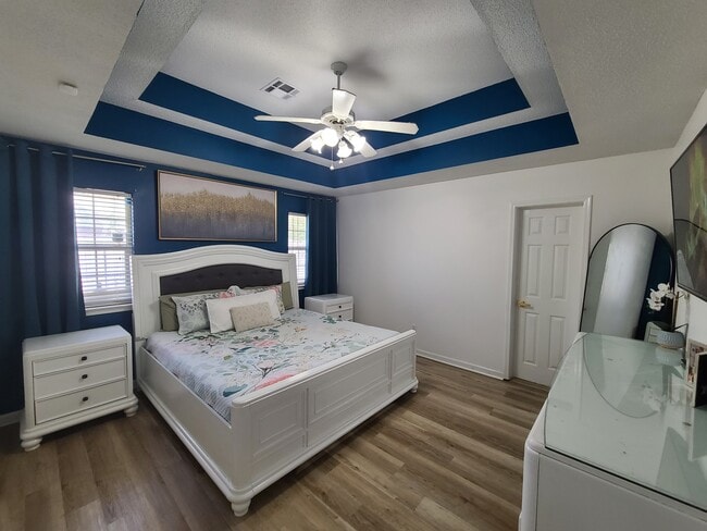 Building Photo - 179 W Cherrywood Ln