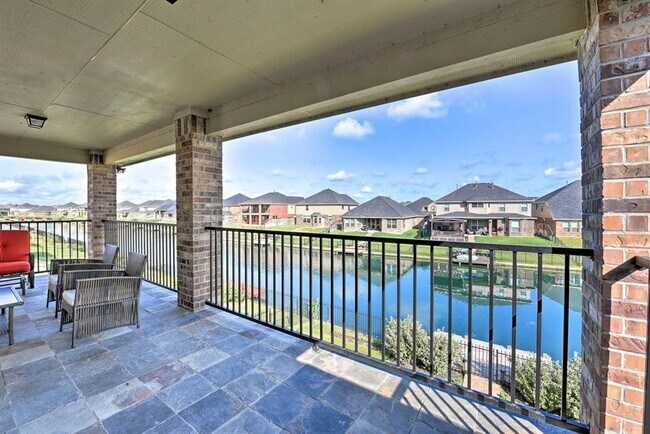 Building Photo - 3638 Aldridge Dr