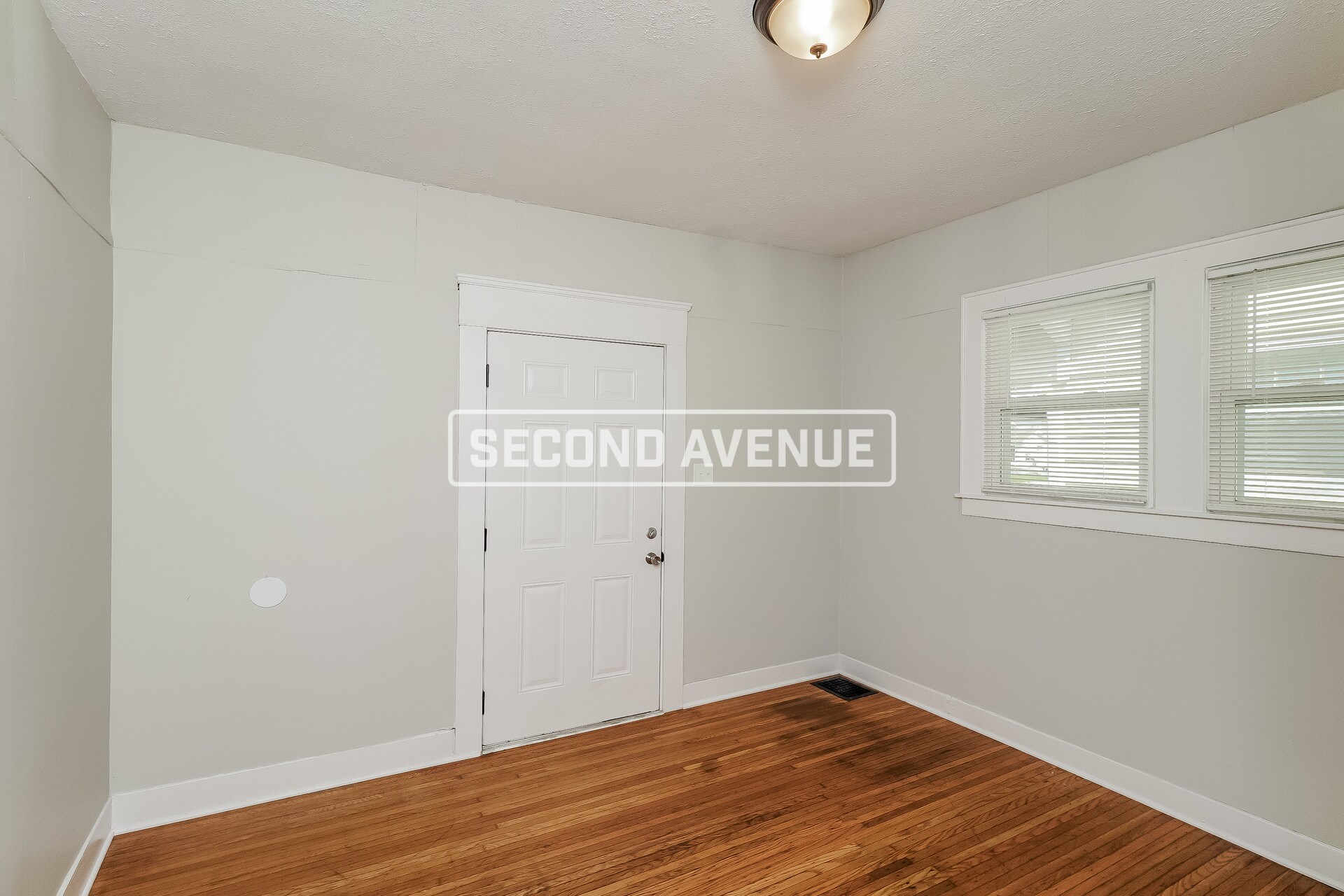 Building Photo - 459 S 41st St