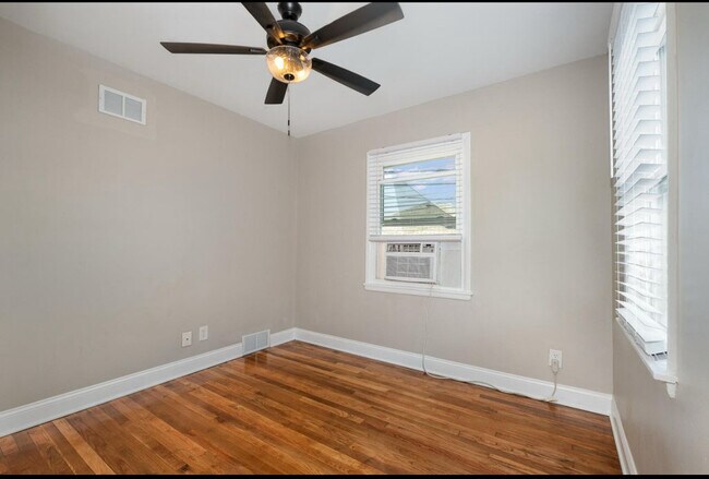 Building Photo - OX Properties