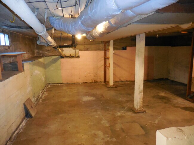 Unfinished basement - 4626 N Mullen St