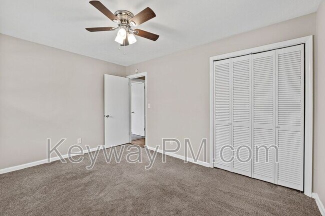 Building Photo - 1823 Pisgah Rd